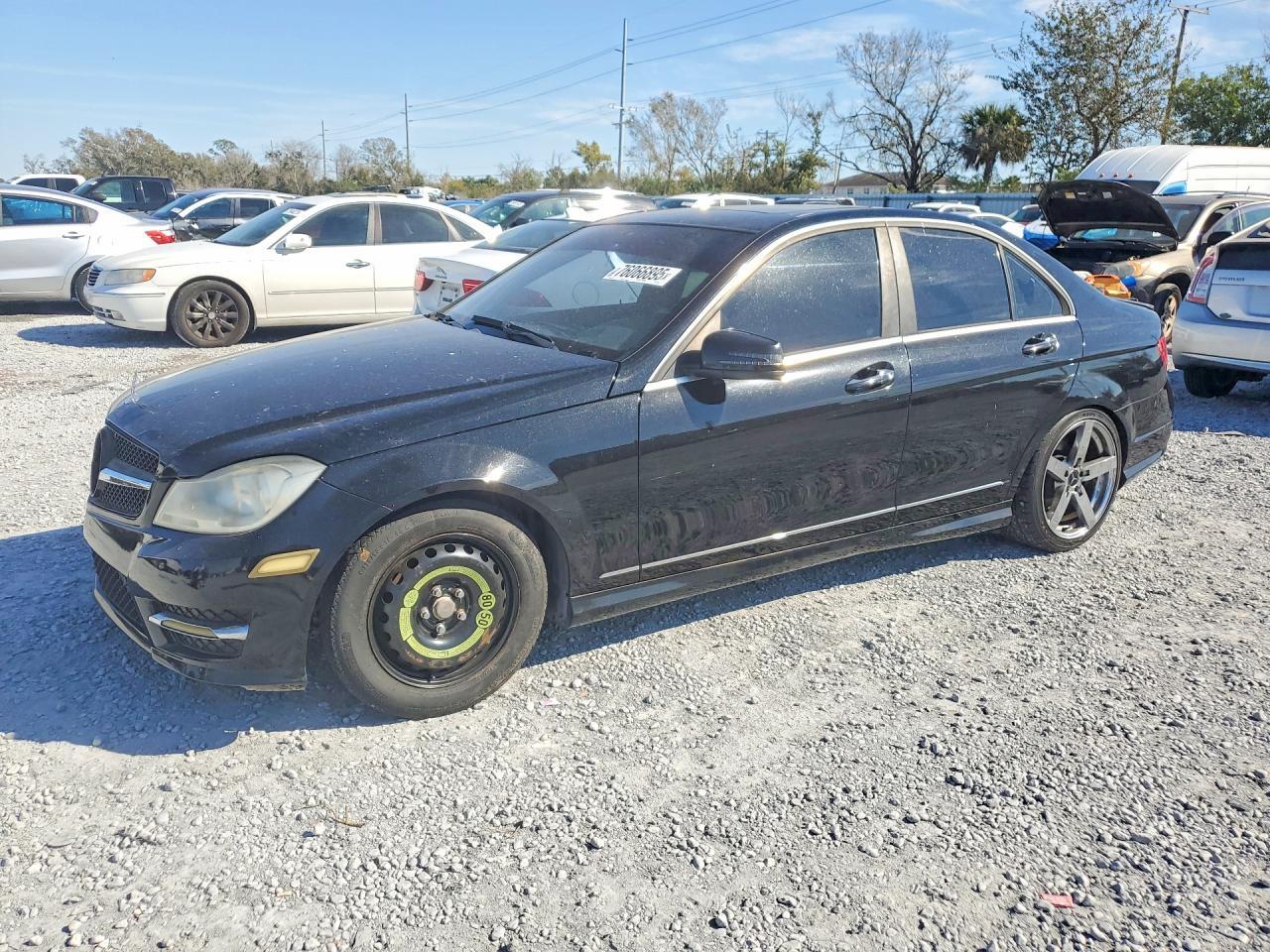 2011 Mercedes-Benz C300