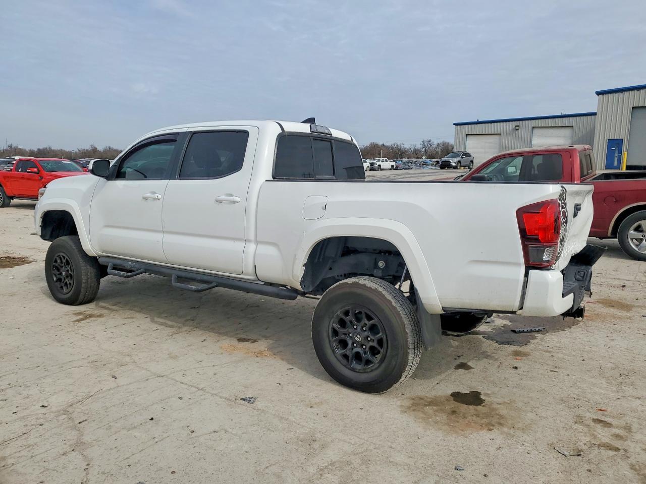 2018 Toyota Tacoma SR5 V6