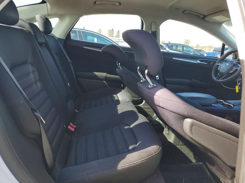 2014 Ford Fusion se Hybrid