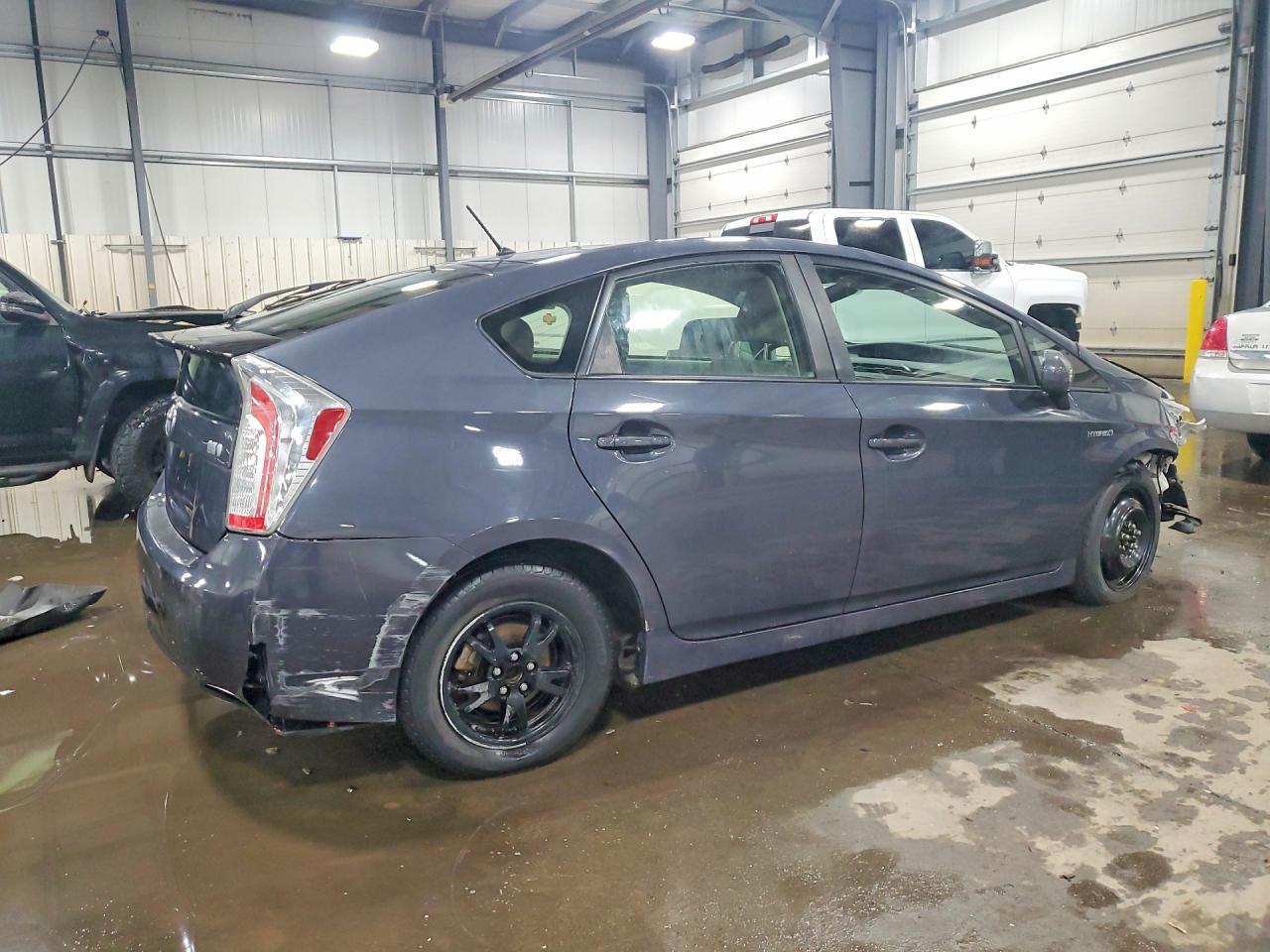 2015 Toyota Prius two