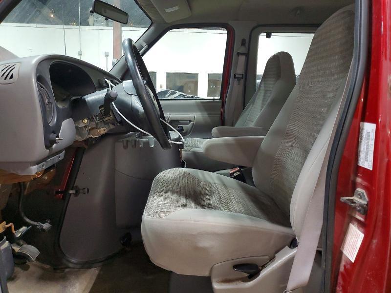2001 Ford Econoline E350 Super Duty Wagon