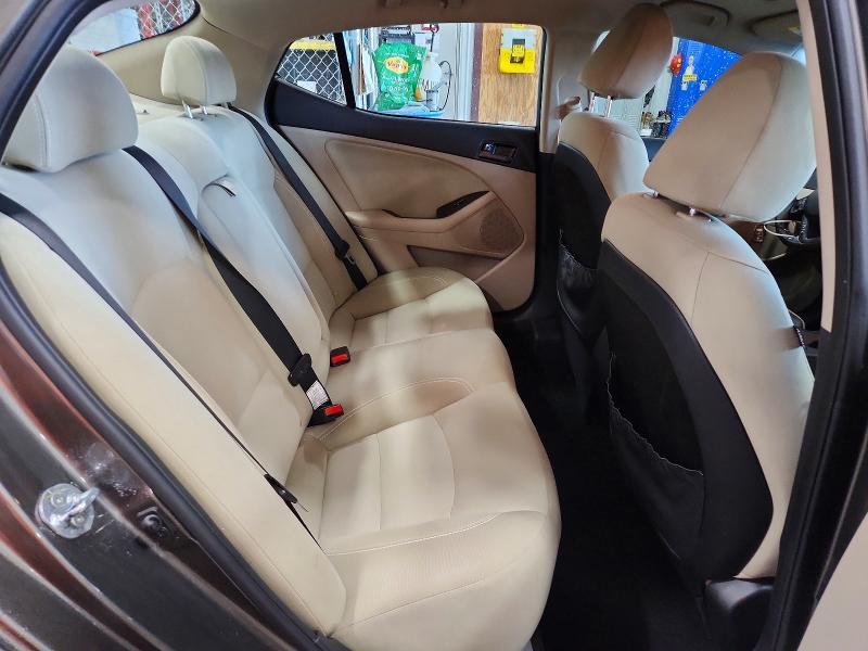 2012 KIA Optima lx