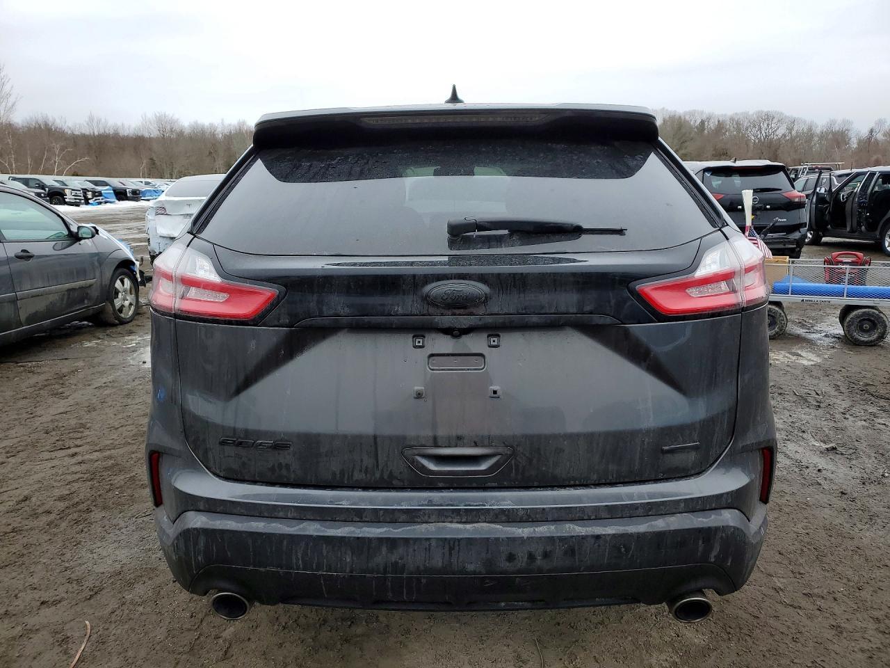 2019 Ford Edge se