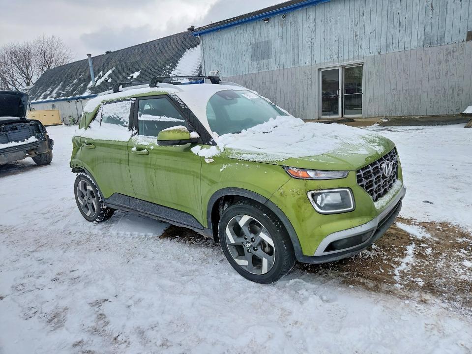 2022 Hyundai Venue sel