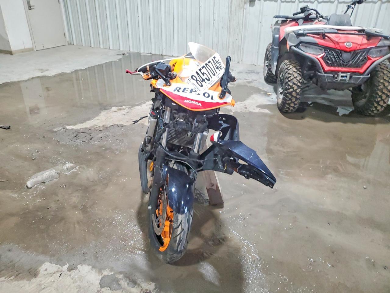 2013 Honda CBR250 R