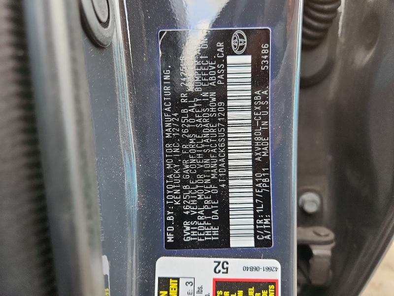 2025 Toyota Camry se