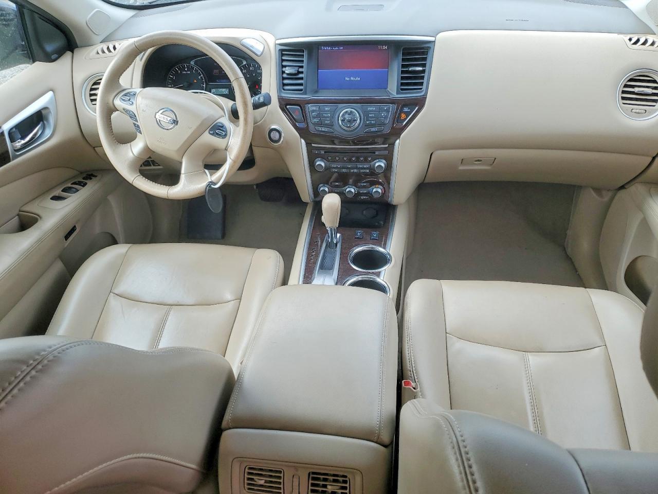 2015 Nissan Pathfinder s