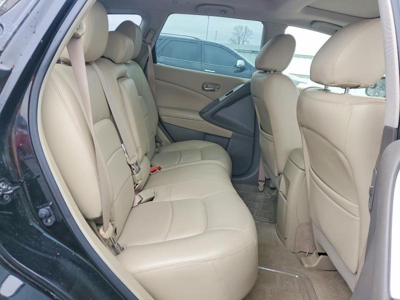 2012 Nissan Murano s