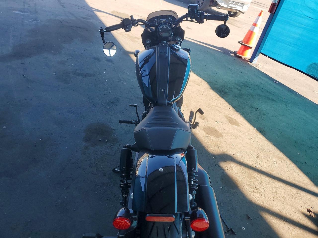 2025 Indian Motorcycle Co. Sport Scout