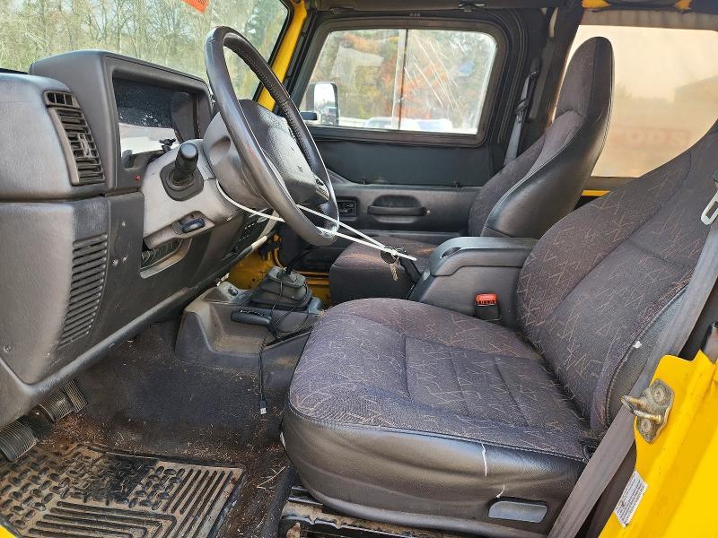 2001 Jeep Wrangler / tj Sport