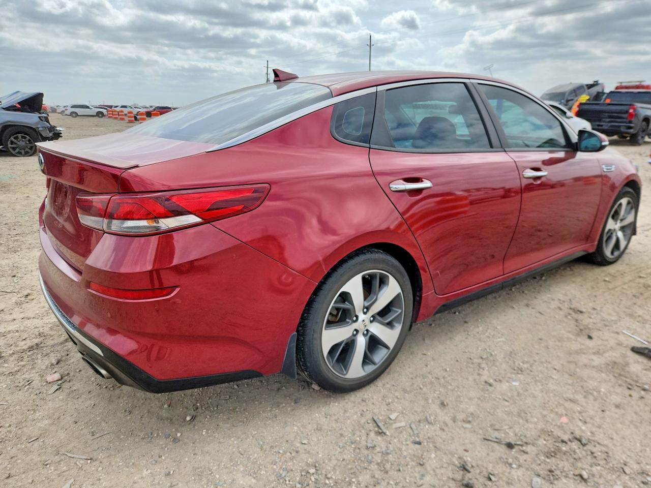 2020 KIA Optima s