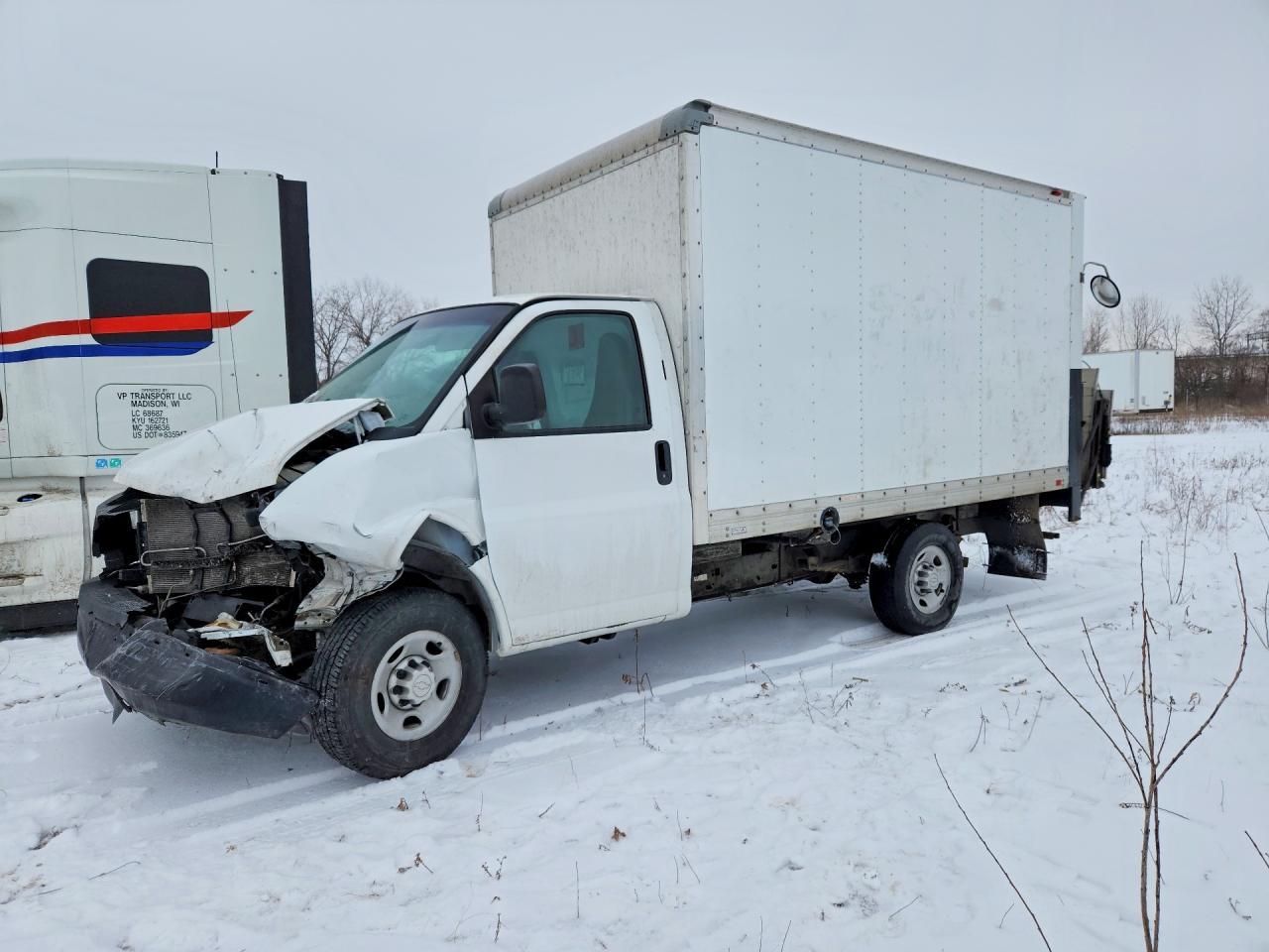 2016 Chevrolet Express G3500 BOX Truck
