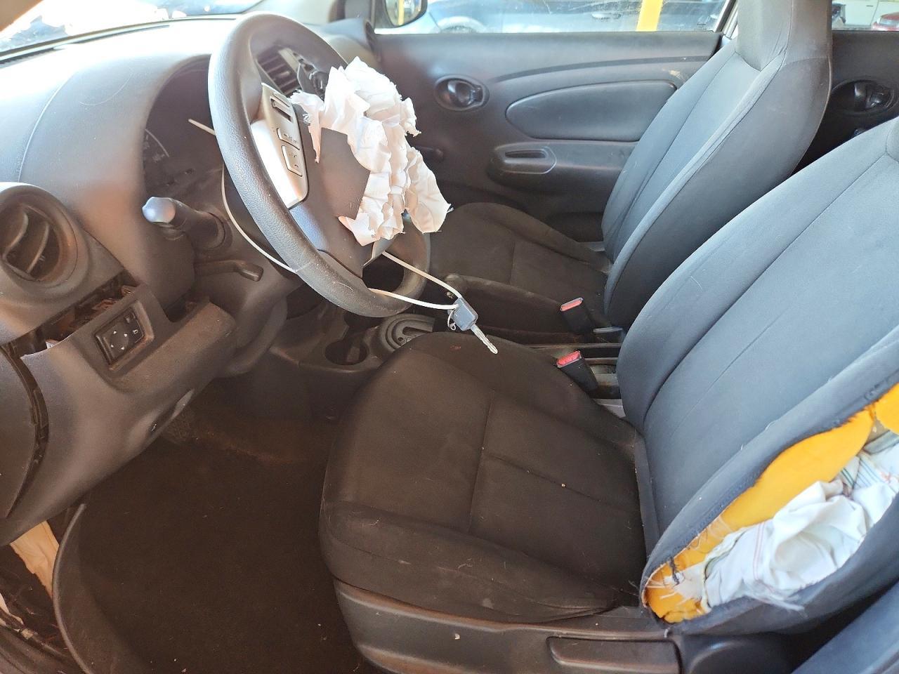 2017 Nissan Versa 1.6 s Plus