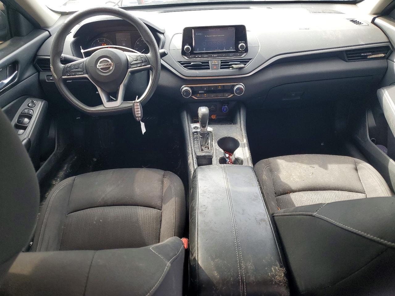 2021 Niss Altima