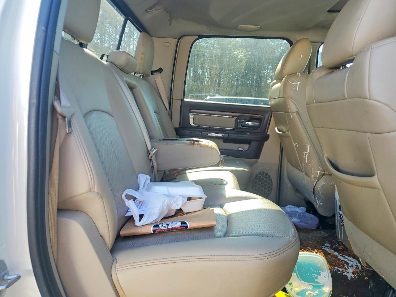 2016 Ram Trucks 3500 Laramie