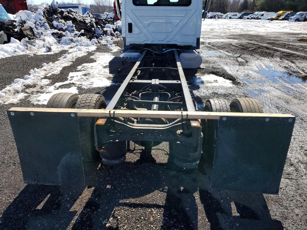 2019 International MA025