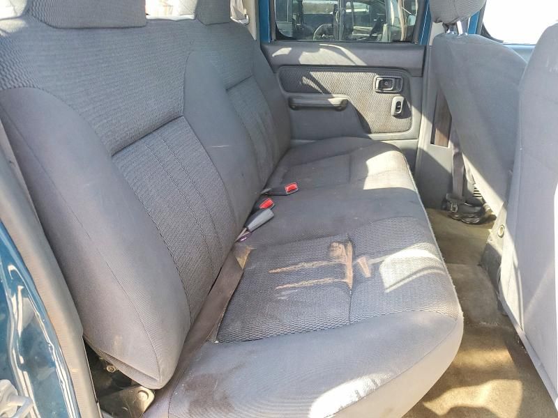 2003 Nissan Frontier XE-V6