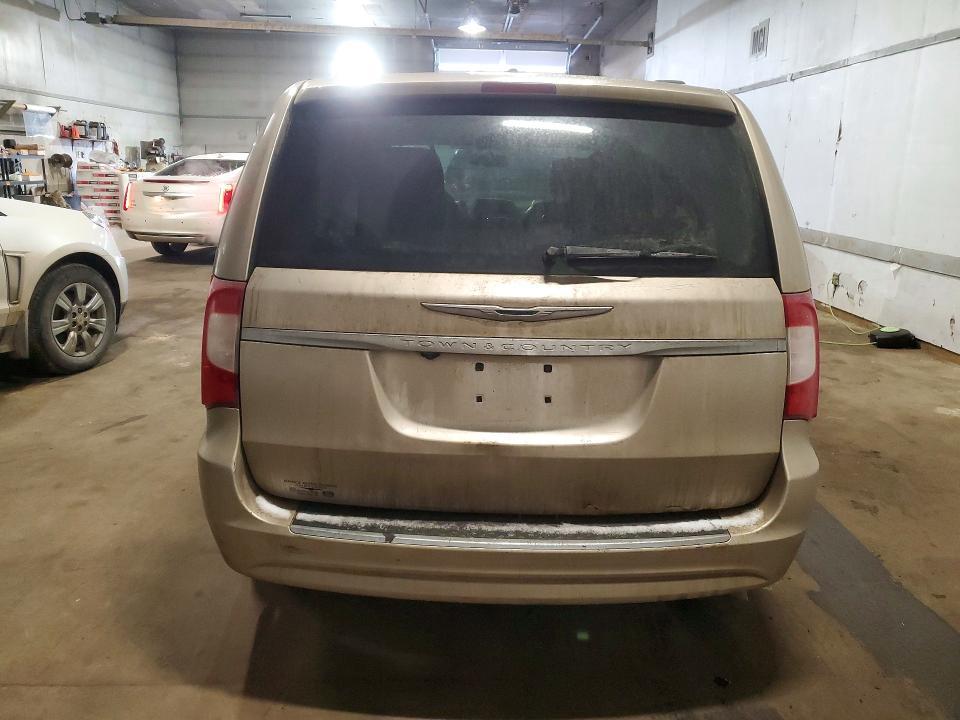 2013 Chrysler Town & Country Touring