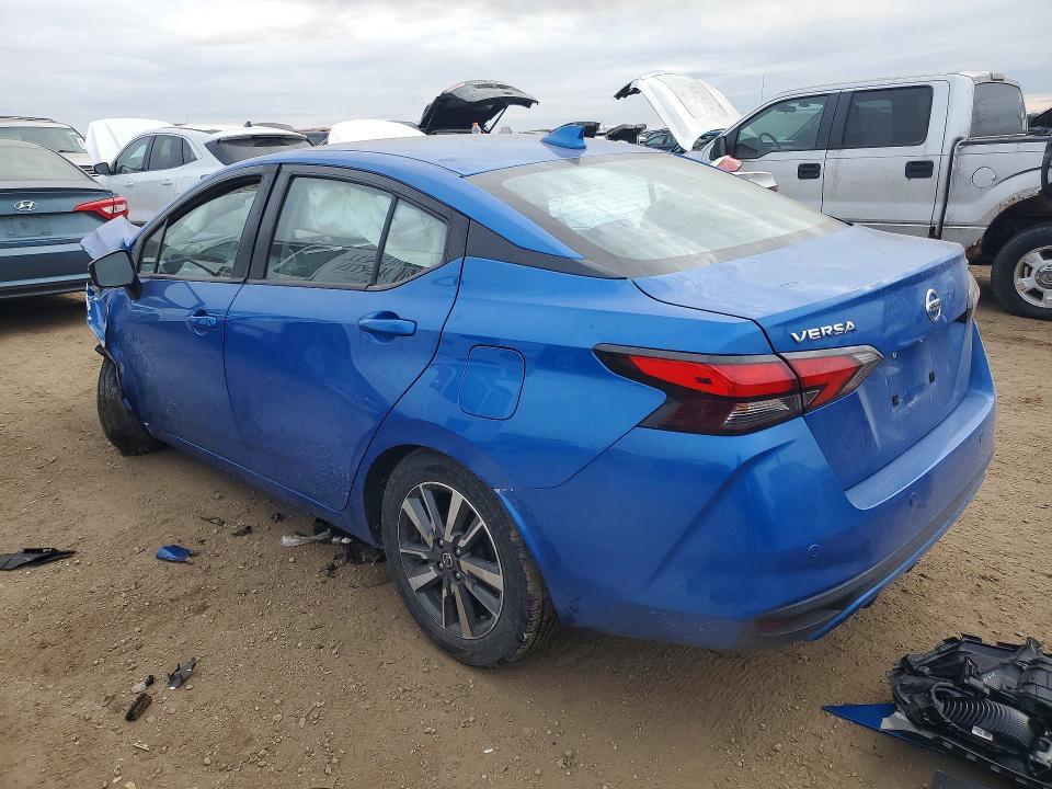 2021 Nissan Versa sv