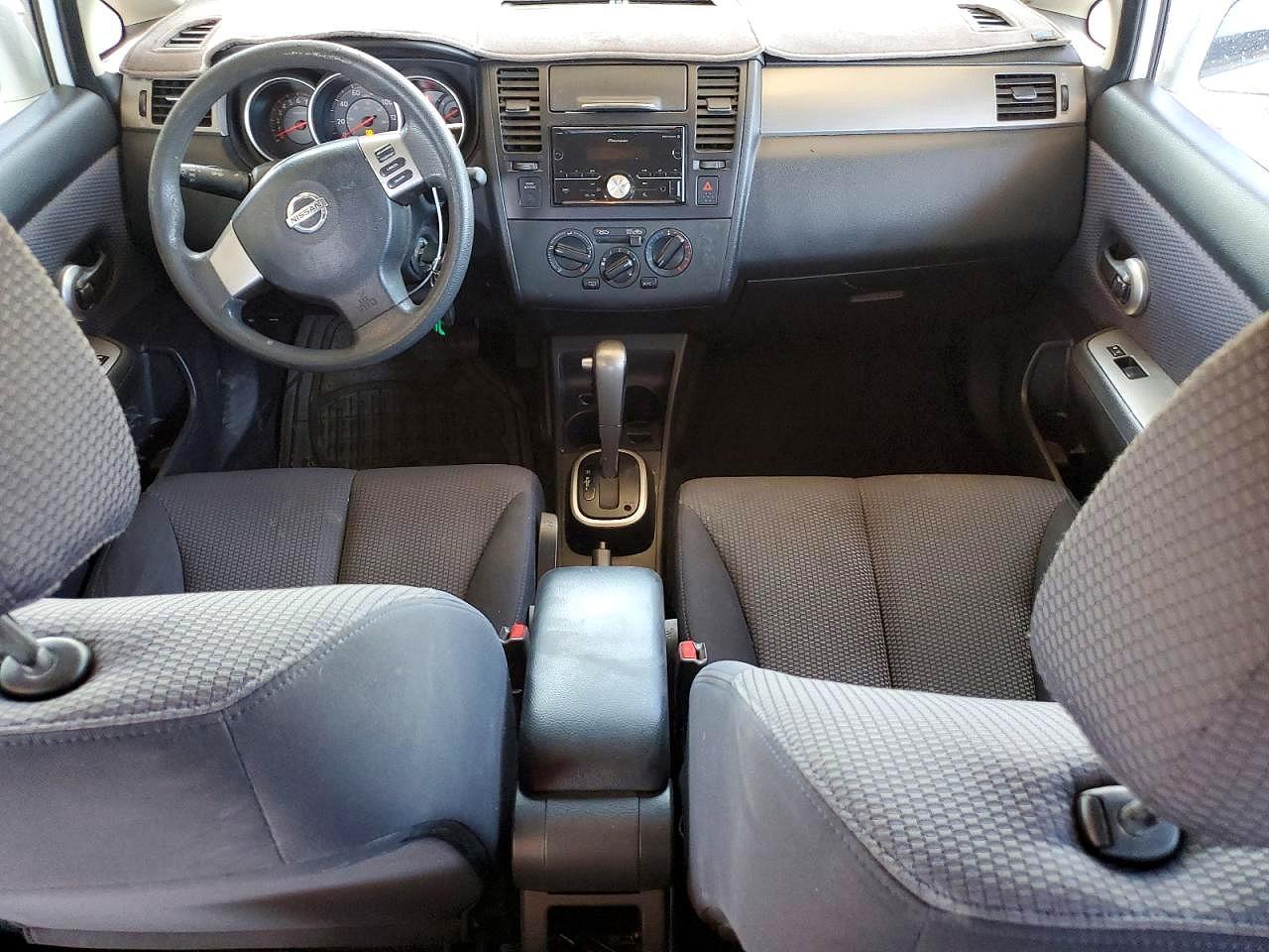 2008 Nissan Versa s