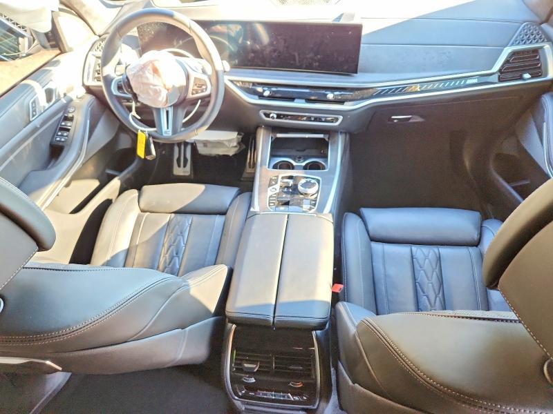 2026 BMW X7 M60i