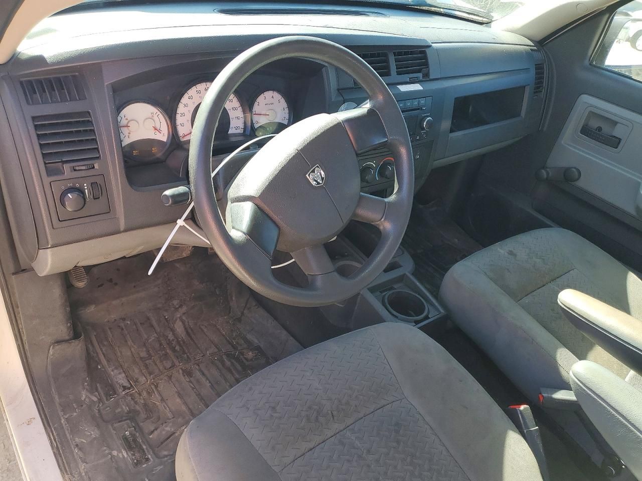 2009 Dodge Dakota ST
