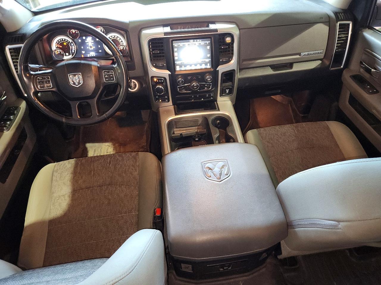 2016 Dodge RAM 1500 SLT