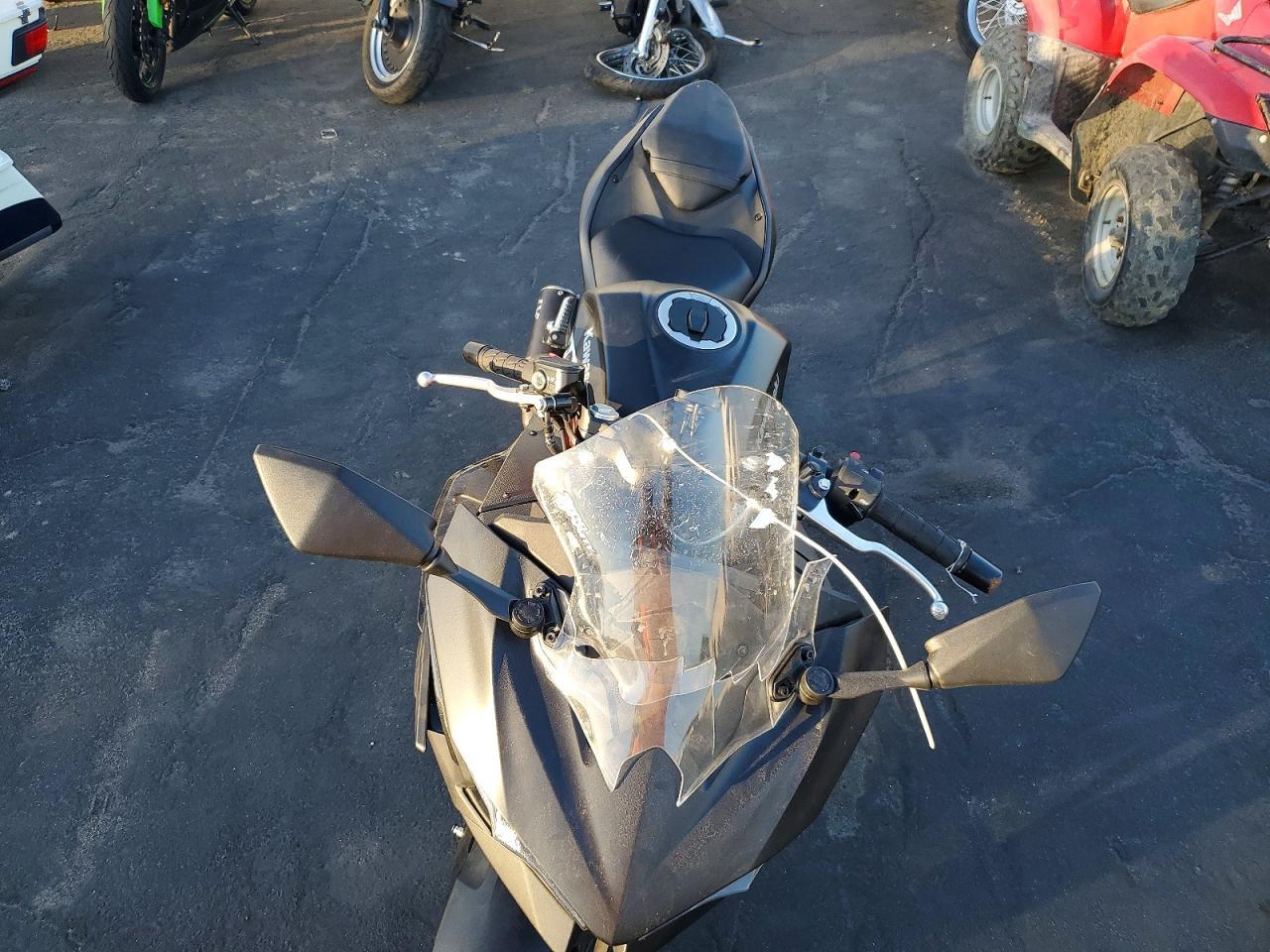 2026 Kawasaki EX500 H