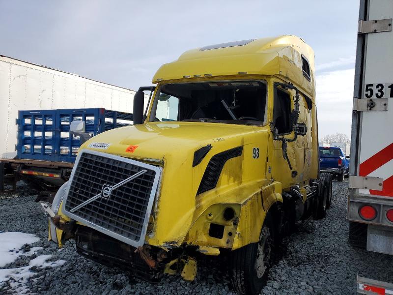 2016 Volvo VNL Semi Truck