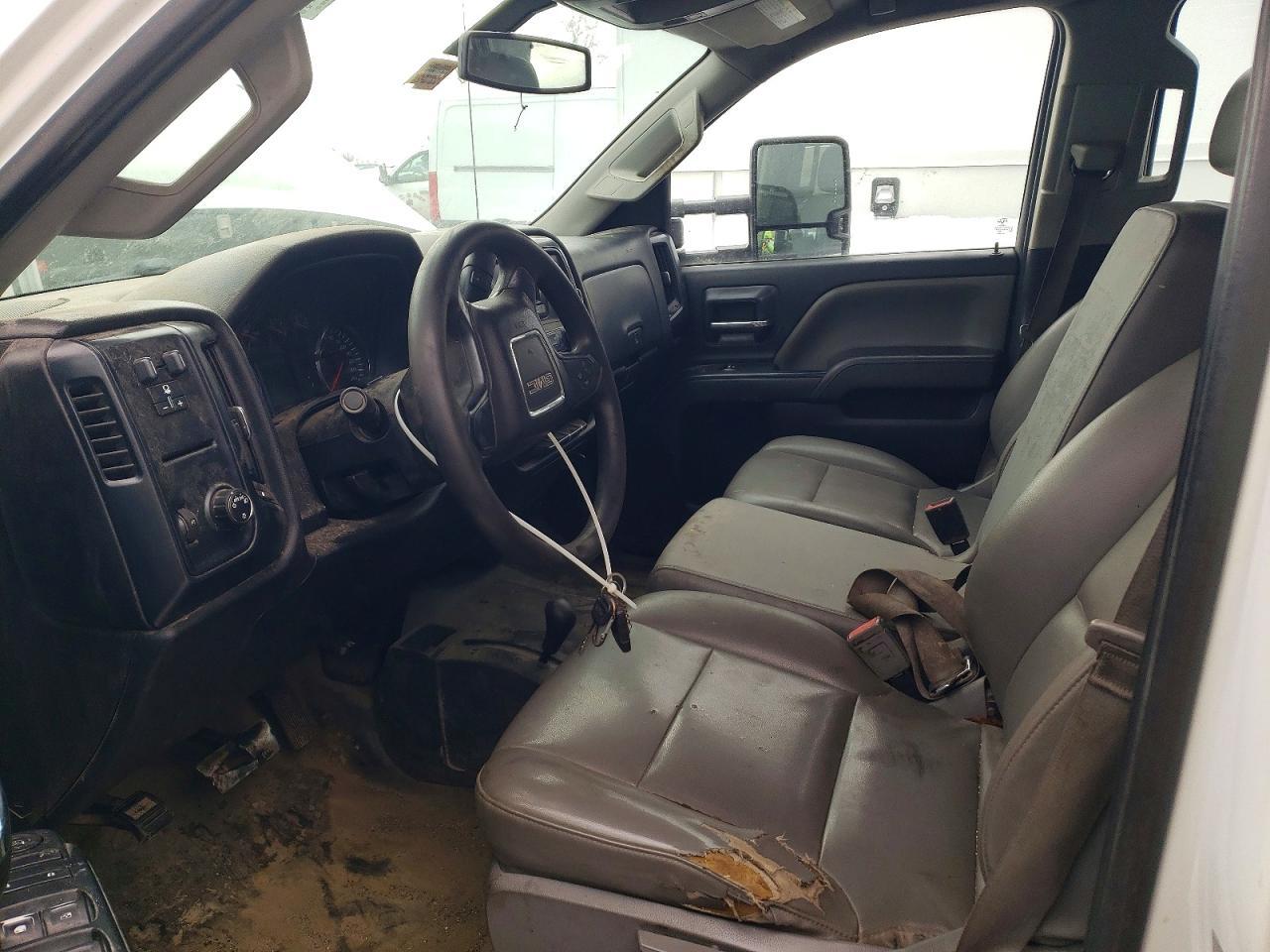 2015 GMC Sierra Flatbed Truck