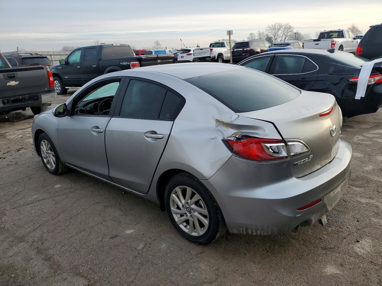 2013 Mazda 3 I