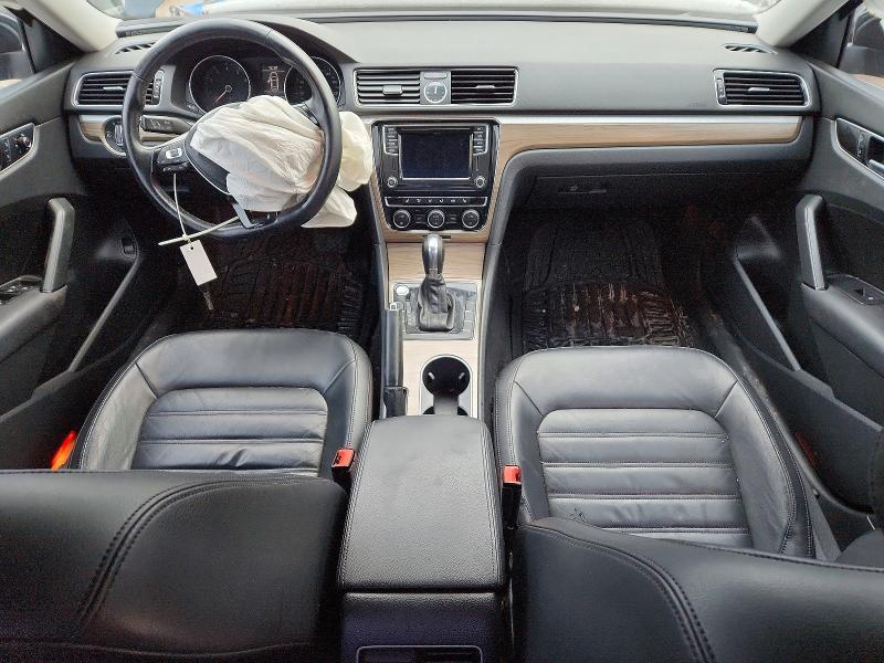 2016 Volkswagen Passat sel