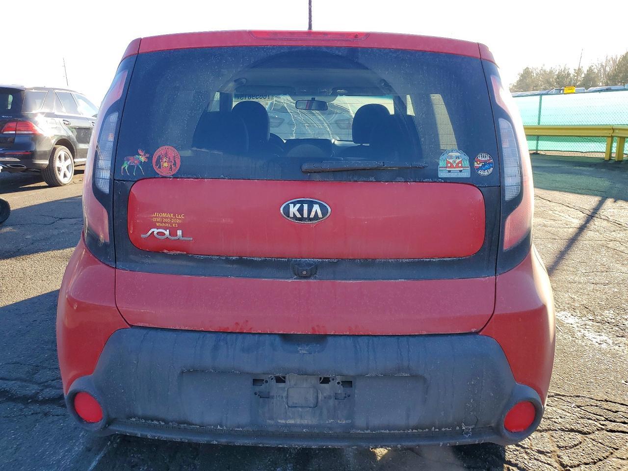 2015 KIA Soul +