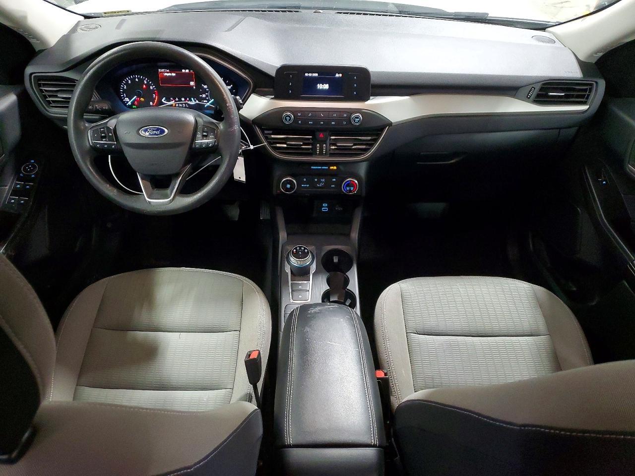 2022 Ford Escape s