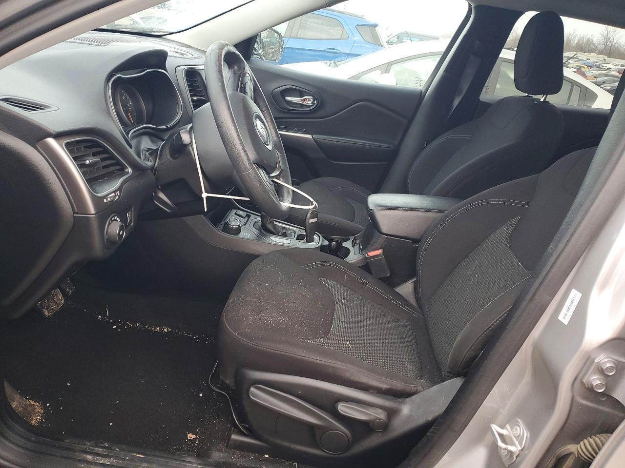 2019 Jeep Cherokee Latitude