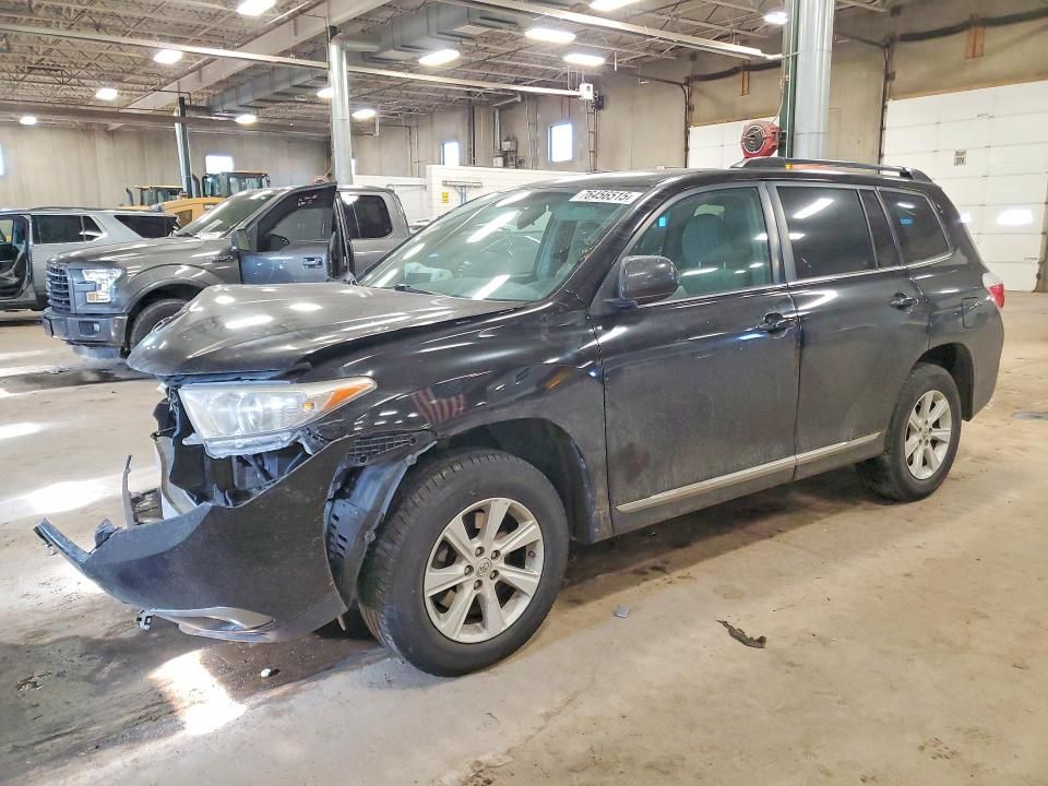 2013 Toyota Highlander Base