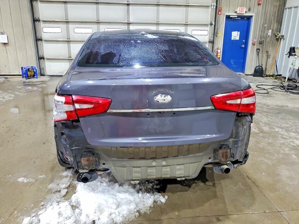 2015 KIA Cadenza Premium