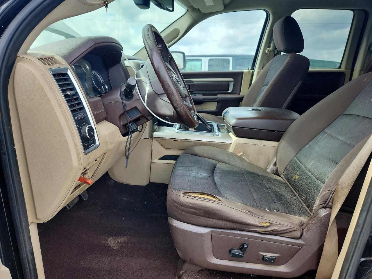 2014 Dodge Ram 1500 slt