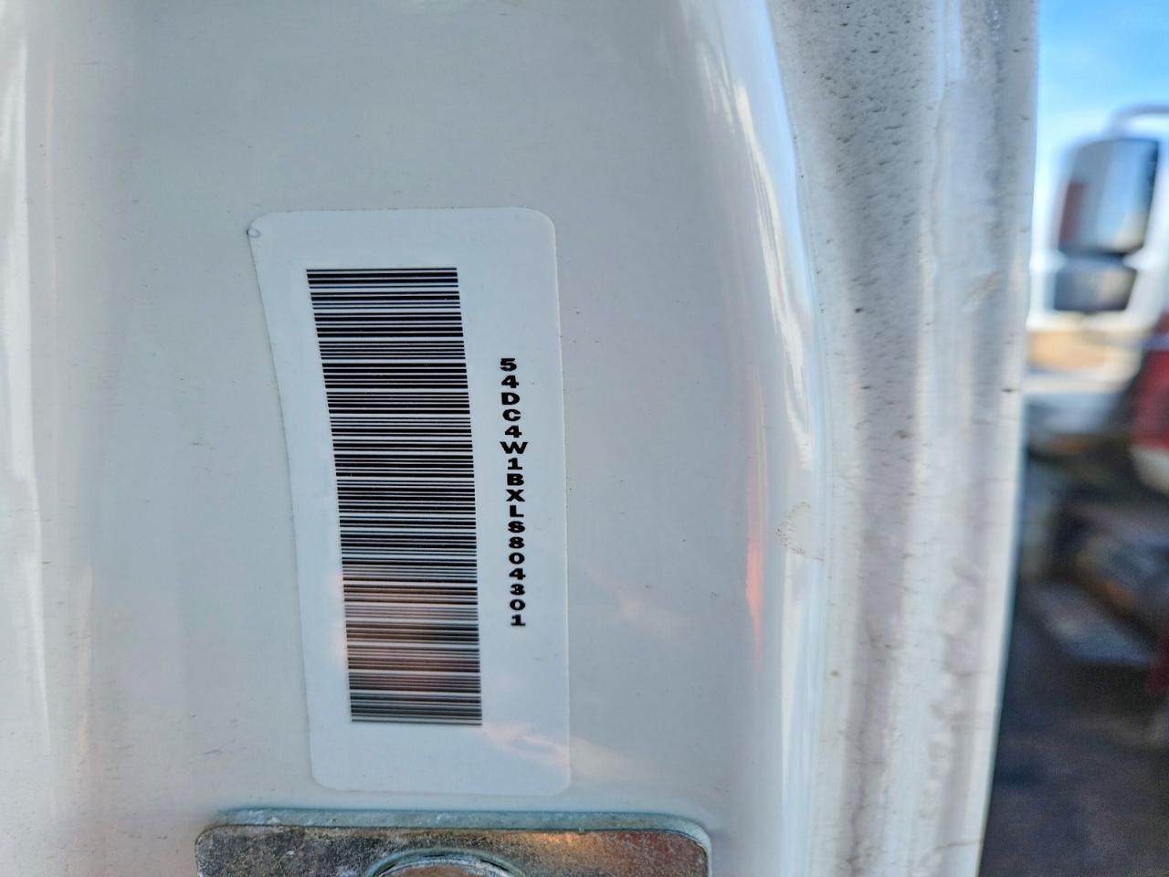 2019 Isuzu NPR HD BOX Truck