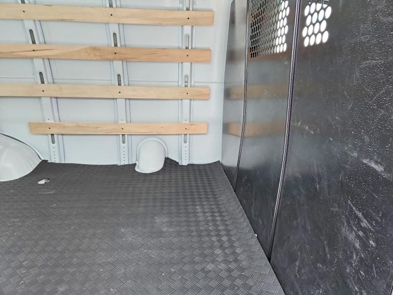 2025 GMC Savana G2500