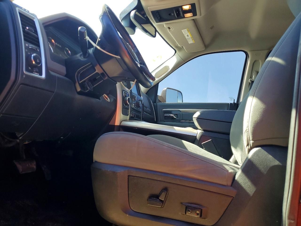 2017 Dodge RAM 1500 SLT