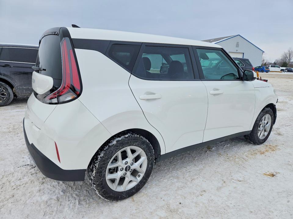 2024 KIA Soul lx