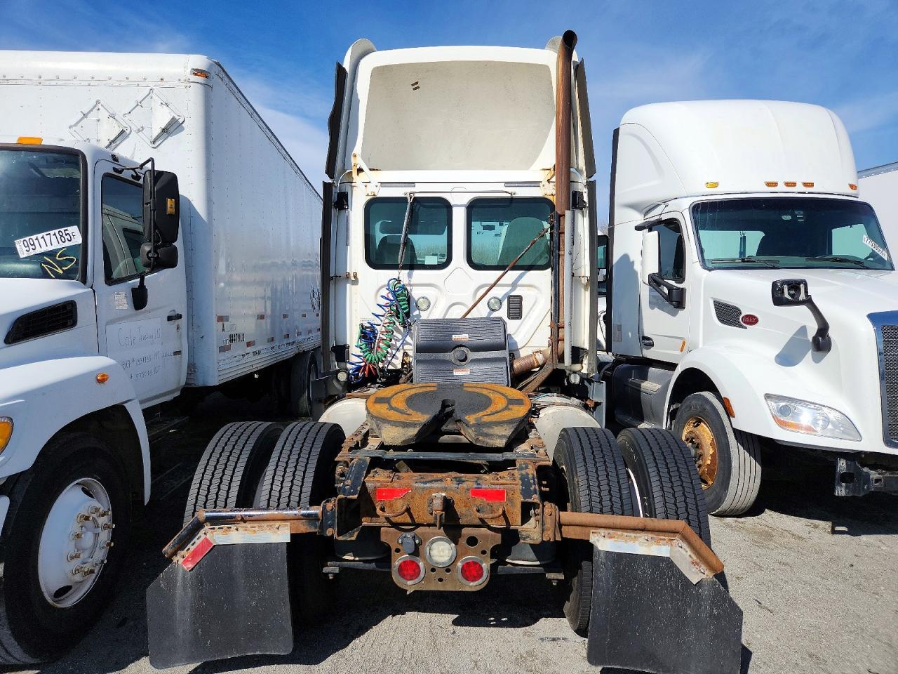 2016 Freightliner Cascadia 125 Semi Truck