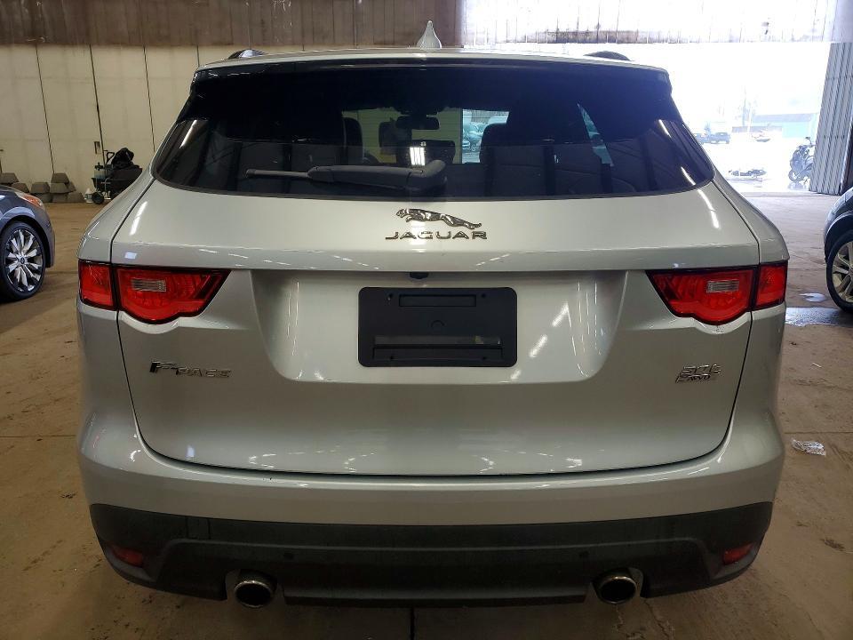 2018 Jaguar F-pace Premium