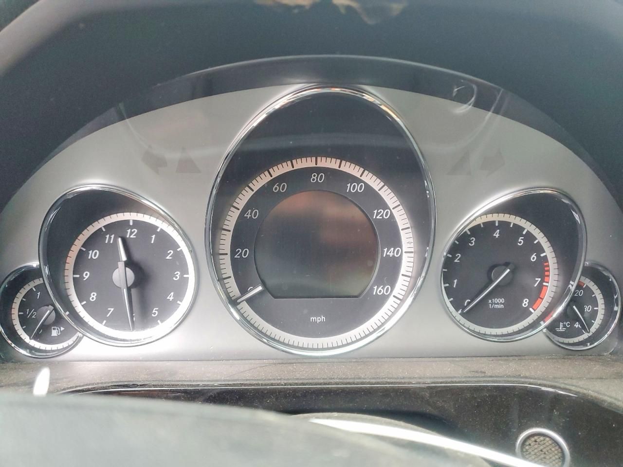 2010 Mercedes-Benz 18 27