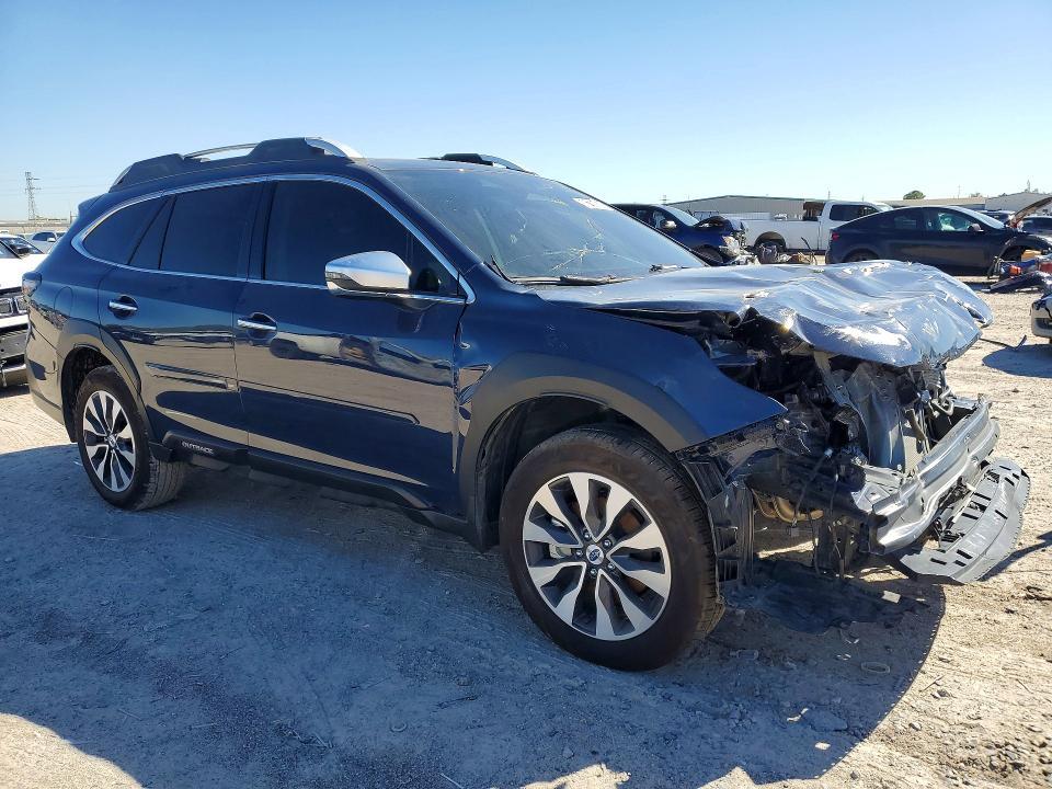 2025 Subaru Outback Touring