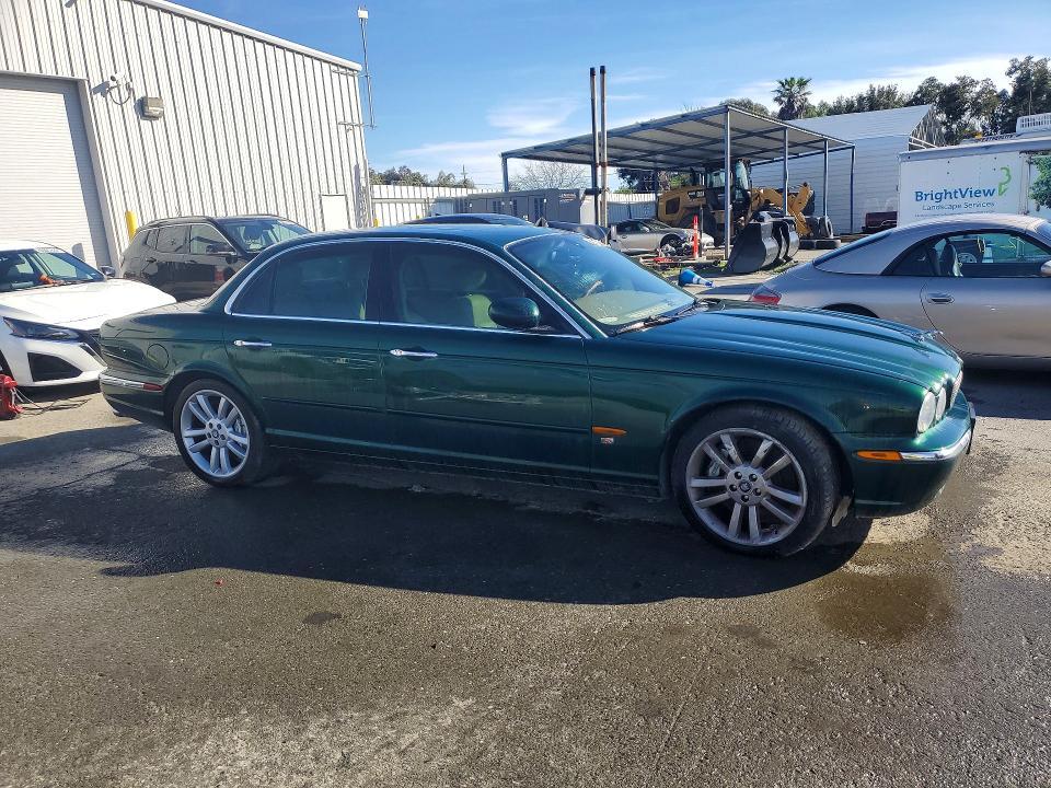 2004 Jaguar Xjr s