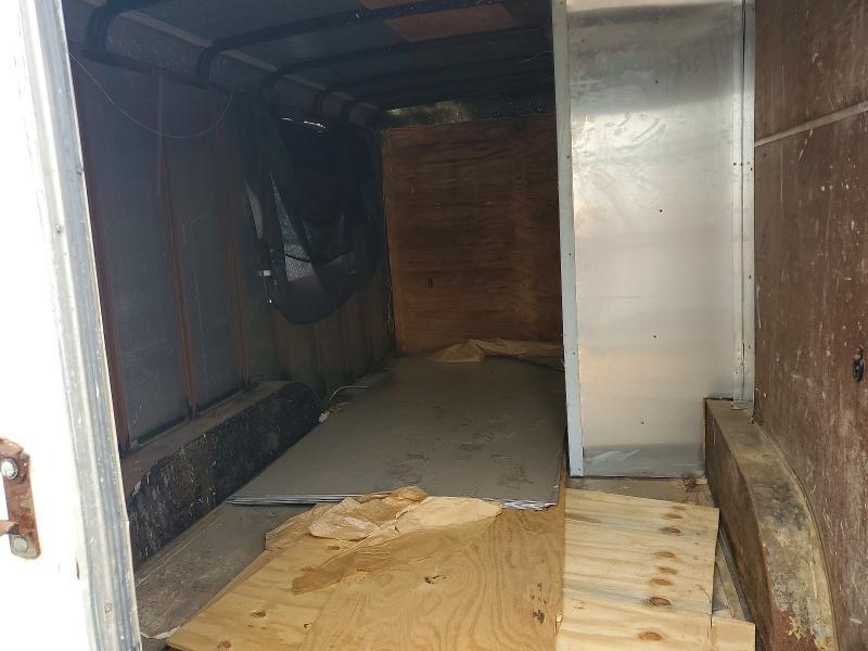 1995 Wells Cargo Enclosed Cargo Trailer