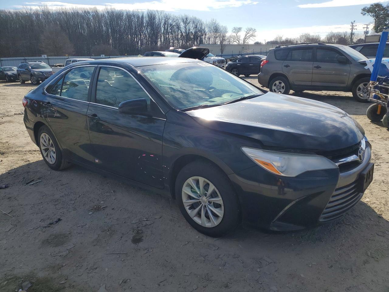 2017 Toyota Camry le