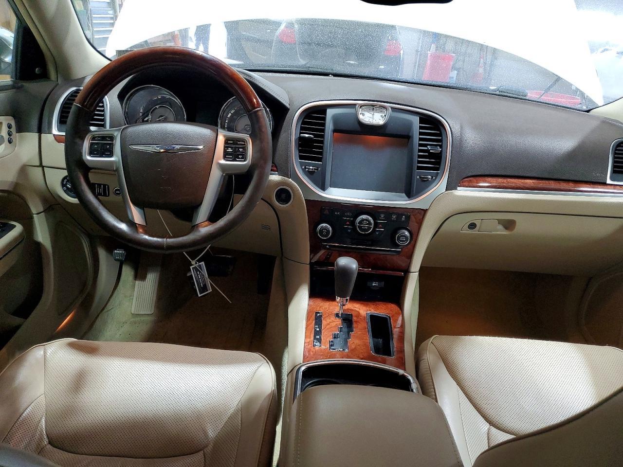 2011 Chrysler 300c